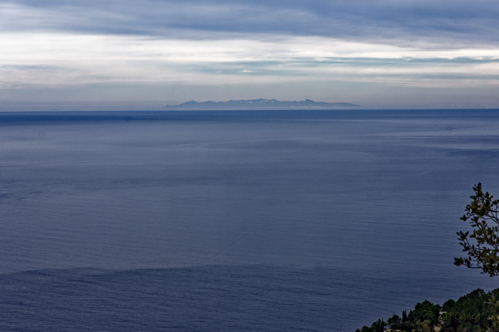 La Corse depuis l'Estérel La Corse depuis l'Estérel